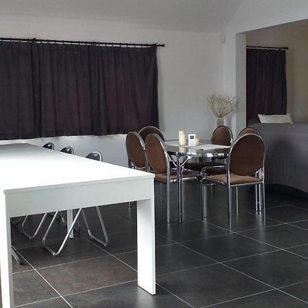 Chez Chantal - Appartement Privatif Yvoir Dış mekan fotoğraf