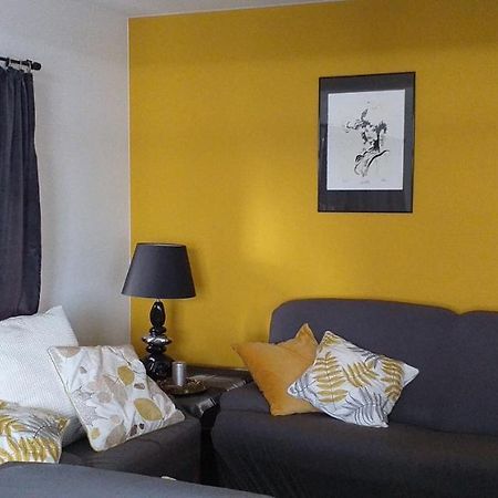 Chez Chantal - Appartement Privatif Yvoir Dış mekan fotoğraf